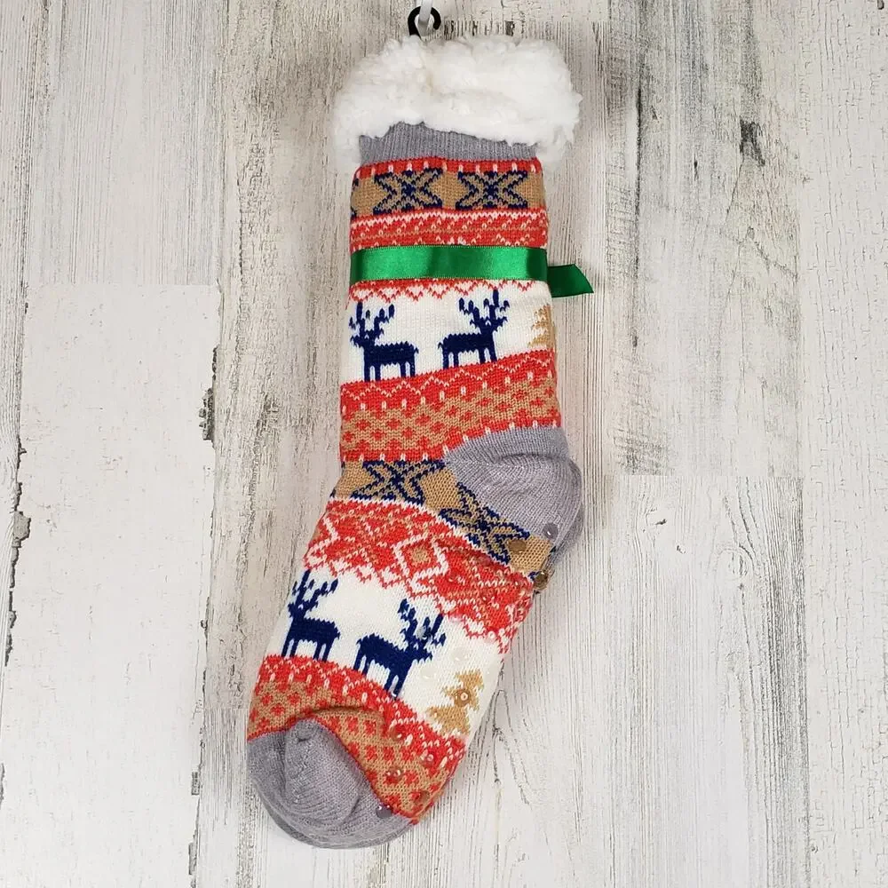 NWT Mari Clare Sherpa Lined Knit Winter Reindeer Design No-Slip Slipper Socks